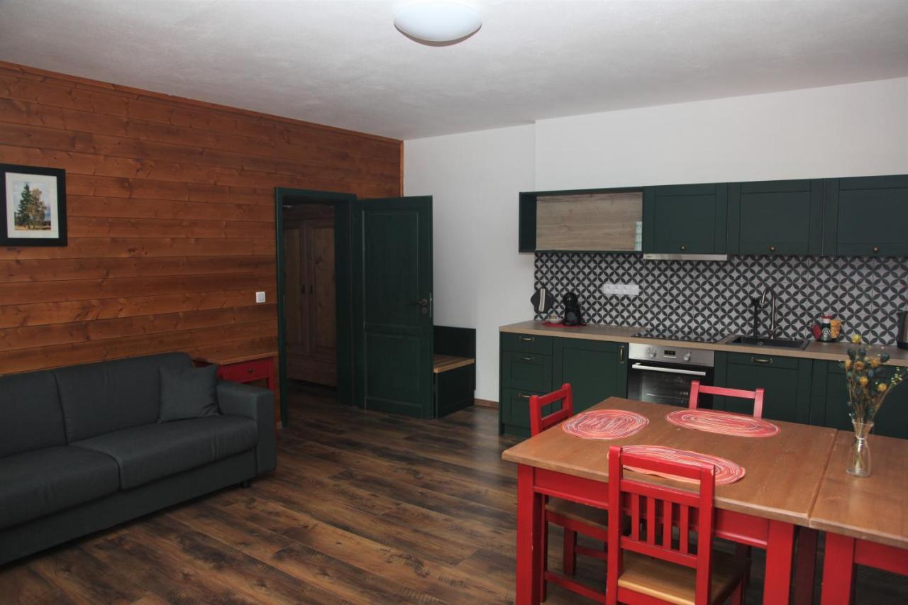 Aparthotel Madr Modrava Exteriör bild